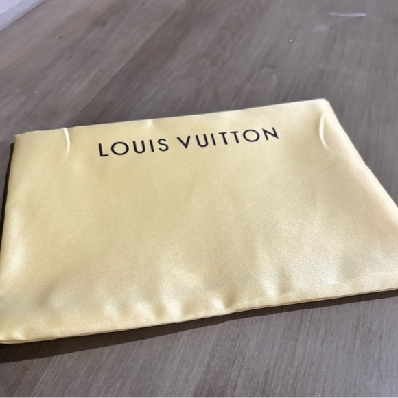 Louis Vuitton Sunlit Golden Yellow dusting bag - Picture 4 of 5